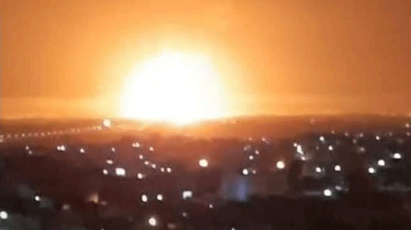 انفجارات قوية تهز منطقة عسكرية في الاردن