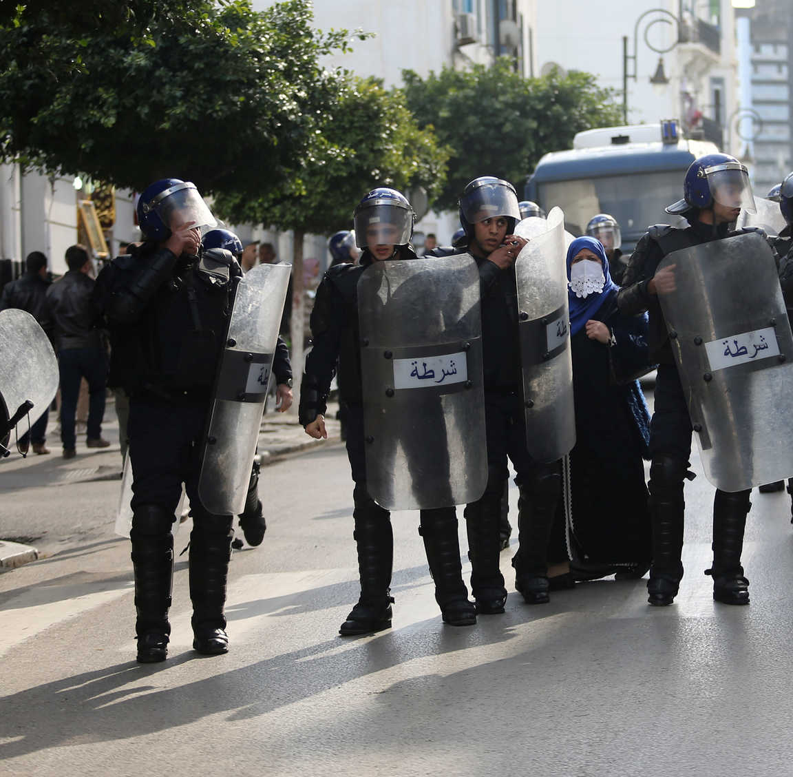 الجزائر: عقوبات رادعة تستهدف “عصابات الأحياء”للقضاء على الظاهرة
