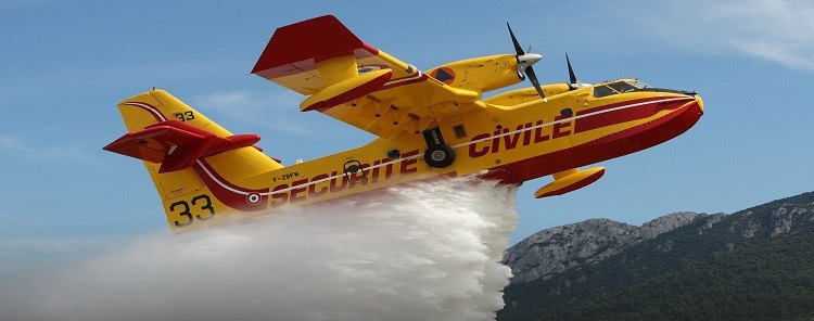 وصول طائرتين فرنسيتين من طراز ”كندير” لإخماد الحرائق في الجزائر