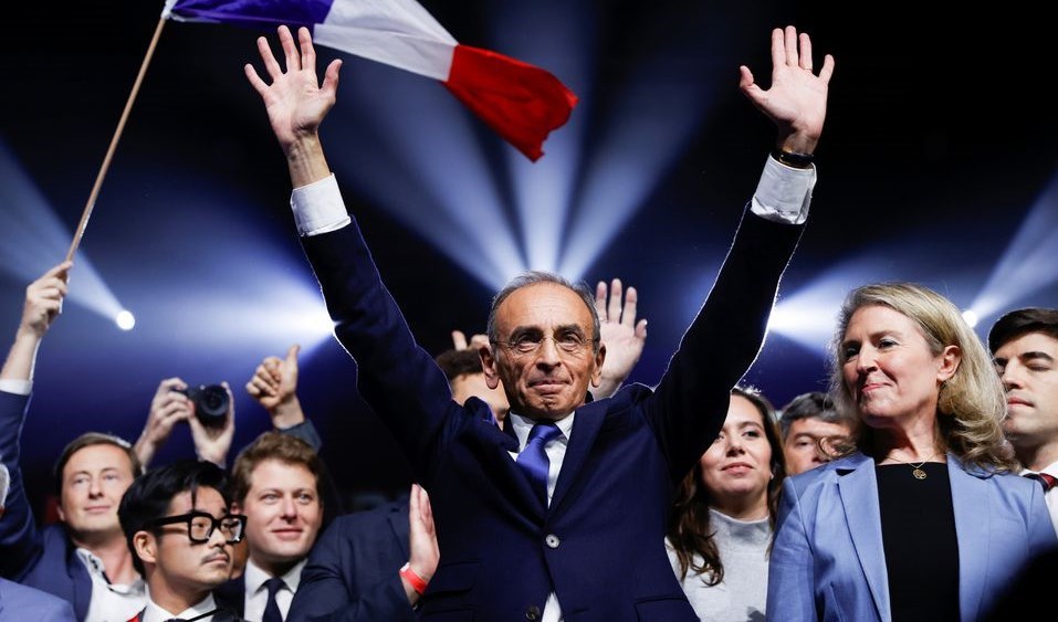 فرنسا تنتخب 2022/ طرد المهاجرين وإلغاء المساعدات الاجتماعية.. إريك زمور يطرح برنامجه الرئاسي