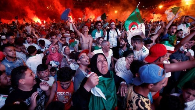 وفاة محب جزائري دهسا بعد فوز منتخبه على قطر