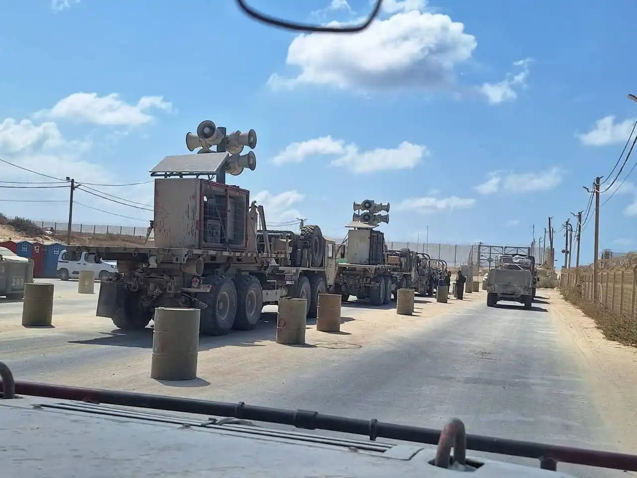 إسرائيل تركّب مكبرات صوت في غزة لبث خطاب نتنياهو بالأمم المتحدة، فيما يدعو الوفد الفلسطيني إلى حملة مقاطعة جماعية. تصعيد سياسي يواكب الاعتراف الغربي بدولة فلسطين