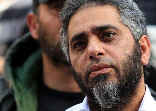 الفنان اللبناني فضل شاكر يسلم نفسه للجيش اللبناني