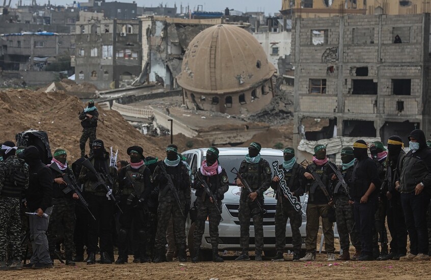 مفاوضات غير مباشرة في شرم الشيخ بين الوفدين الفلسطيني والإسرائيلي حول وقف إطلاق النار وإطلاق الأسرى وفق خطة ترامب