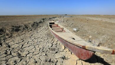 العراق... دولة على فوهة النفط والعطش
