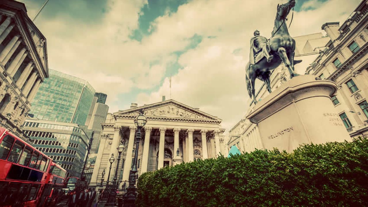La Banque d'Angleterre devrait relever ses taux jeudi en Grande-Bretagne - La Voix des Deux Rives