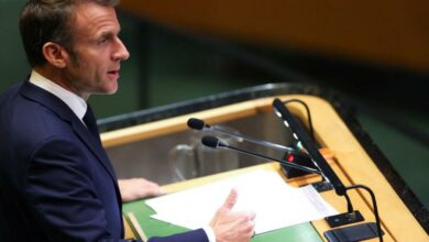 Macron appelle à la libération des 48 otages et à la fin des opérations à Gaza.