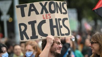 Manifestation massive à Paris contre les mesures d’austérité