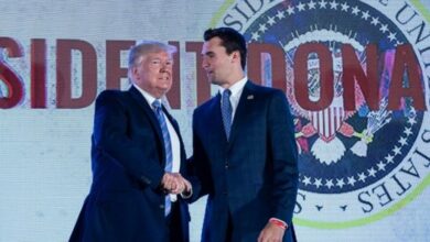 Donald Trump rend hommage à Charlie Kirk après son assassinat et appelle à la non-violence