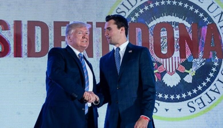 Donald Trump rend hommage à Charlie Kirk après son assassinat et appelle à la non-violence