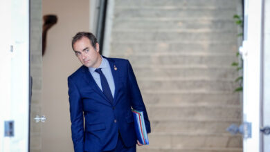 Budget 2026 : les pistes du gouvernement pour réduire le déficit déjà largement décriées