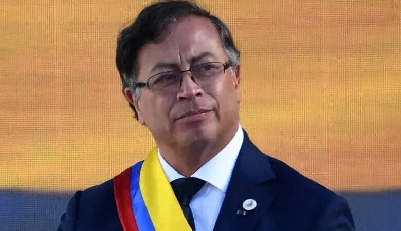 Colombie : Gustavo Petro suspend la coopération en renseignement avec les États-Unis après des frappes meurtrières
