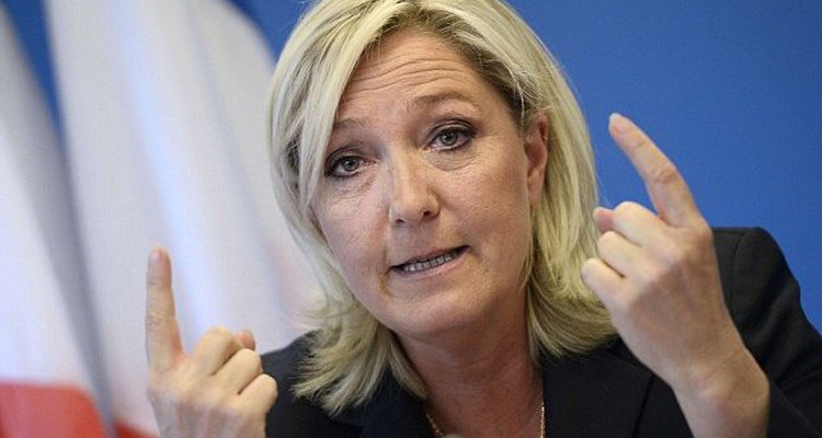 مارين لوبان تطالب بإلغاء قانون منح الجنسية الفرنسية التلقائي للجزائريين