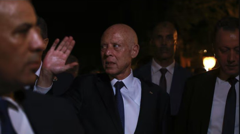 زيارة فجئية لرئيس الجمهورية لحبق الوادي