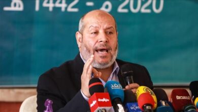 في خبر حصري، ينفي موقع صوت الضفتين ما روّجته وسائل إعلام دولية حول مقتل القيادي في حركة حماس خليل الحيّة، مؤكدًا أنّه ما زال على قيد الحياة.