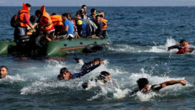 السلطات الإسبانية تنقذ مهاجرين في المحيط الأطلسي