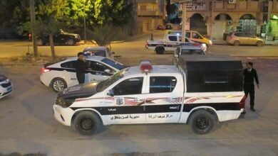 قُـتلوا بالرصاص: العثور على جثث 7 أطفال ووالدهم داخل سيارة في ليبيا