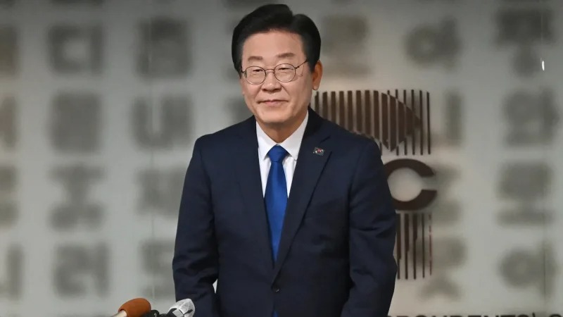 رئيس كوريا الجنوبية يزور الإمارات ومصر وتركيا قبل وبعد قمة العشرين