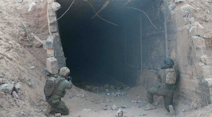 خروج 15 من مقاتلي حماس المحاصرين في رفح واعتقال 6 منهم