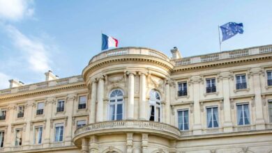 باريس تطالب إسرائيل بالانسحاب من الجولان واحترام وحدة سوريا